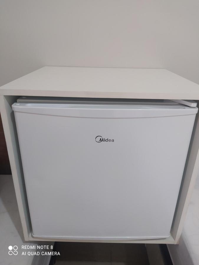 Pousada Quarto Com Ventilador,Ar Frigobar E Garagem Aparecida  Luaran gambar